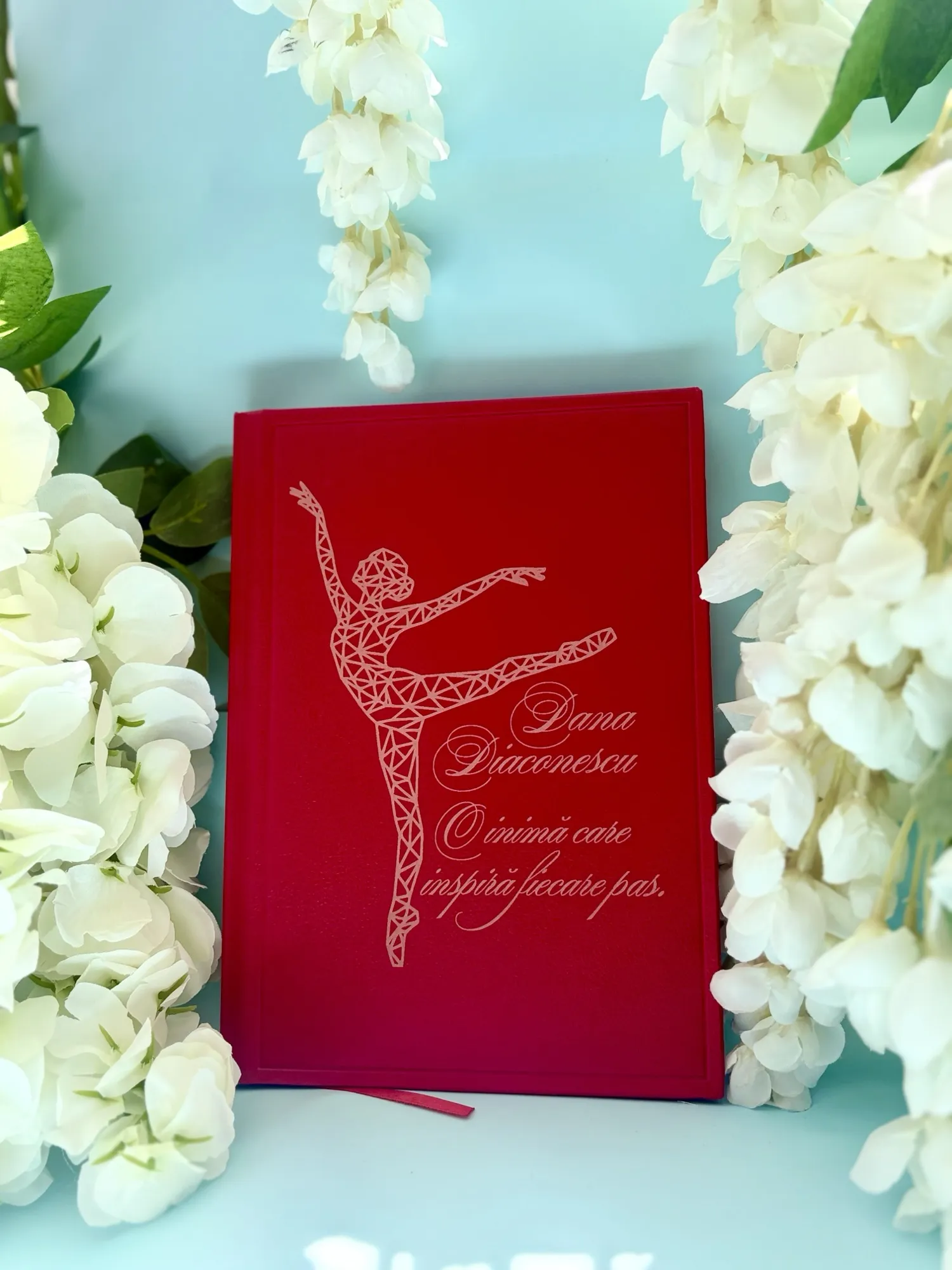 Agendă din piele gravată cu nume, cadou personalizat