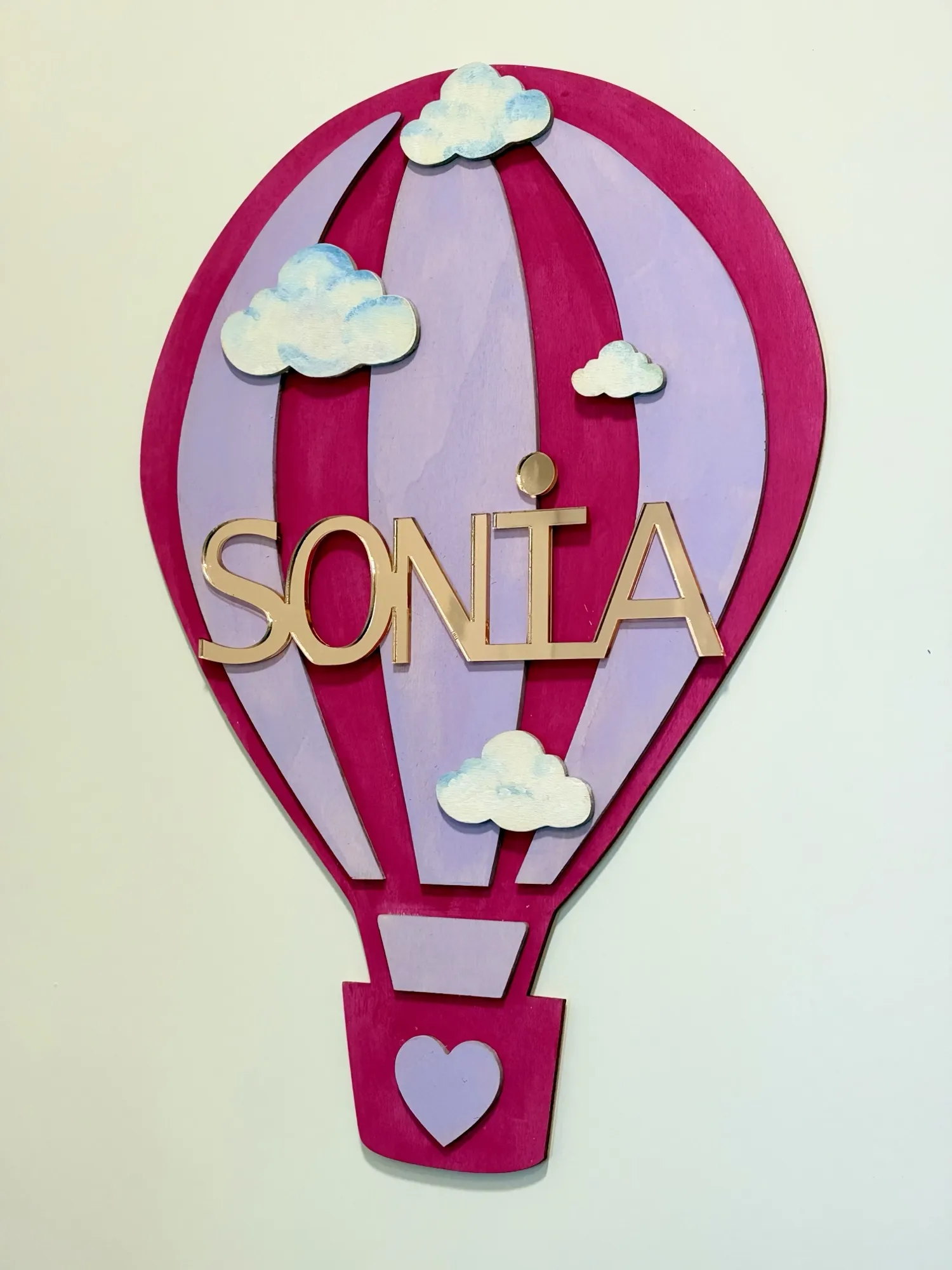Decor din lemn pentru camera copilului, personalizat cu nume